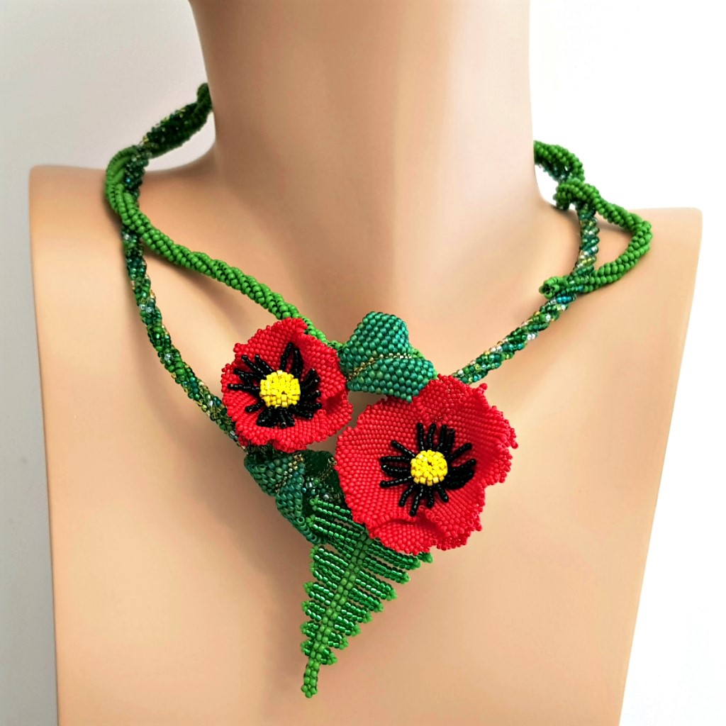 Poppy - red beads choker